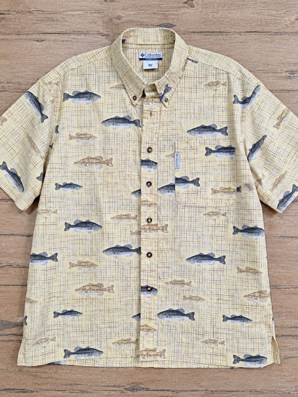Columbia Men's L Fish Print Fishing Shirt Short Sleeve Button Down 100% Cotton
